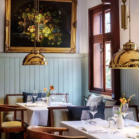 Boutique-hotel Zur Alten Post - Stammhaus Hotel 4*